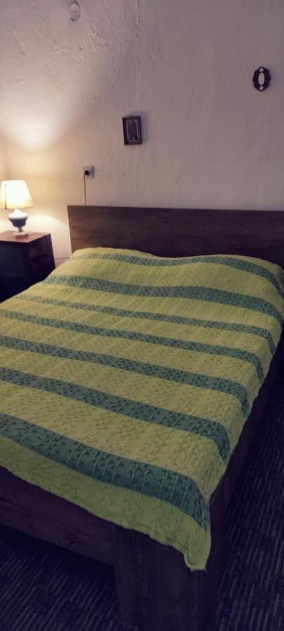 Apartment Maya Стари Град Екстериор снимка